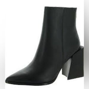 Steve Madden Tish Black Heeled Ankle Boots